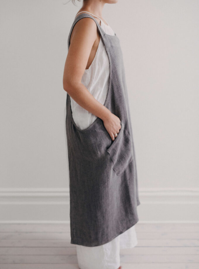 Harlow Linen Cross-Back Apron - Stone