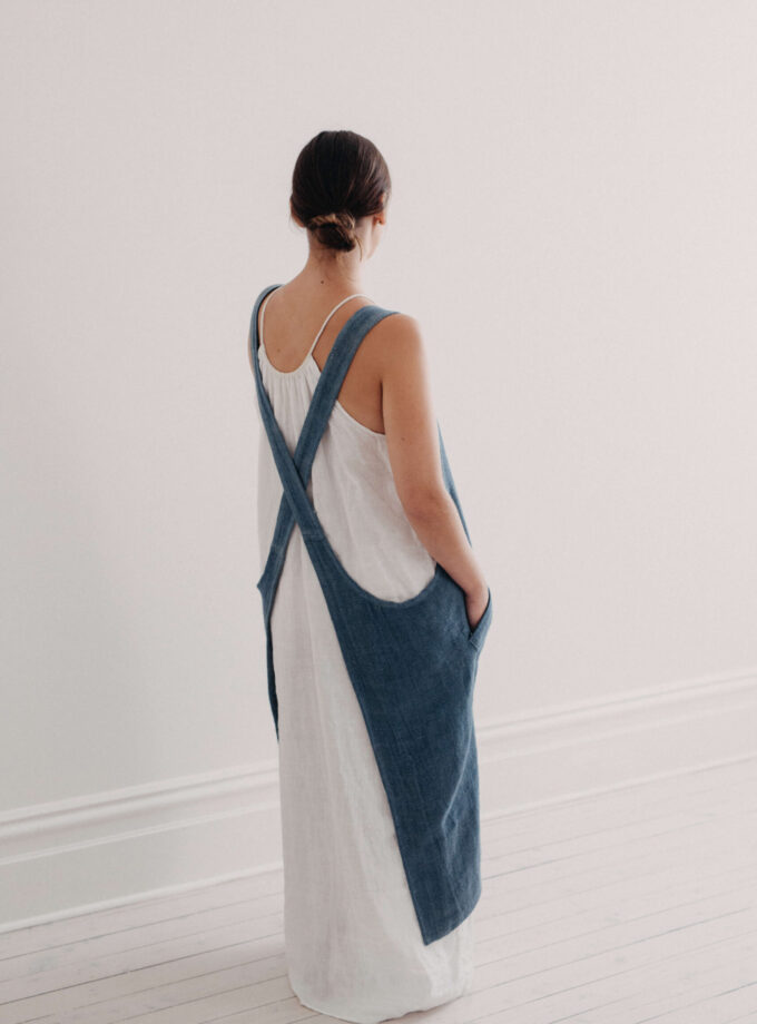 Harlow Linen Cross-Back Apron - Indigo